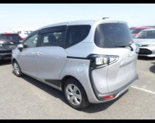 Toyota Sienta 2020