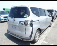 Toyota Sienta 2018