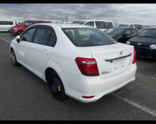 Toyota Corolla Axio 2018