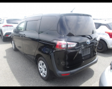 Toyota Sienta 2019