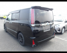 Toyota Noah 2018