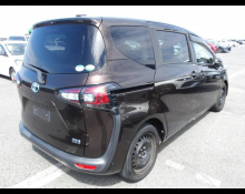Toyota Sienta 2019