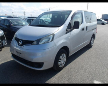 Nissan NV200 2015