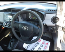 Toyota Corolla Axio 2014