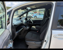 Toyota Voxy 2017