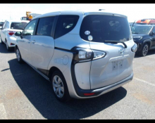 Toyota Sienta 2019