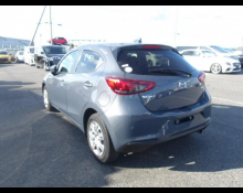 Mazda Mazda2 2021