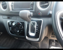 Nissan Caravan Van 2022