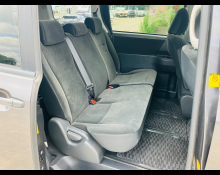 Toyota Noah 2013