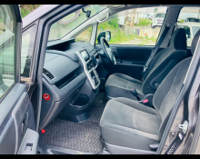Toyota Noah 2013