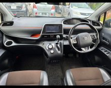Toyota Sienta 2019