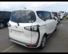 Toyota Sienta 2019