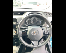 Toyota Vitz 2015