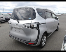 Toyota Sienta 2019