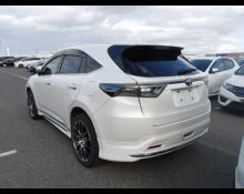 Toyota Harrier 2016