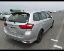 Toyota Corolla Fielder 2018