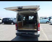 Toyota Hiace Van 2010