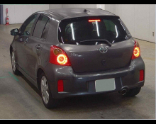 Toyota Vitz 2010