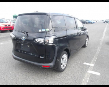 Toyota Sienta 2019