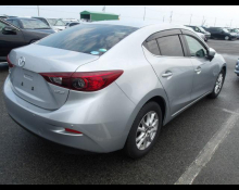 Mazda Axela 2018