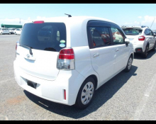 Toyota Spade 2018