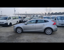 Volvo V40 2013