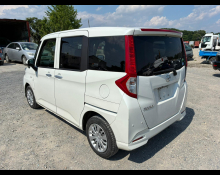 Toyota Roomy 2019