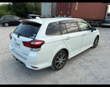 Toyota Corolla Fielder 2015