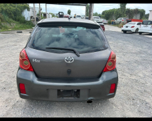 Toyota Vitz 2010