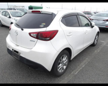 Mazda Demio 2016
