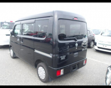 Nissan NV100 2020