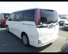 Toyota Noah 2019