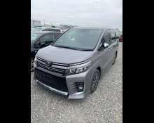 Toyota Voxy 2017