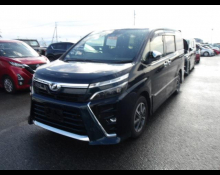 Toyota Voxy 2019