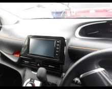 Toyota Sienta 2019