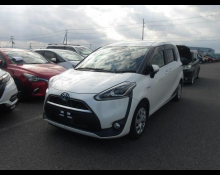 Toyota Sienta 2018