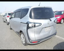 Toyota Sienta 2019