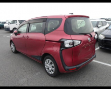 Toyota Sienta 2018