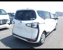 Toyota Sienta 2018