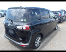 Toyota Sienta 2018