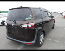 Toyota Sienta 2019