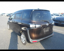 Toyota Sienta 2019