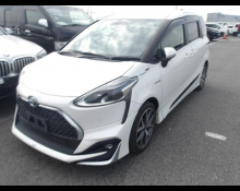 Toyota Sienta 2019