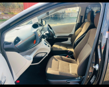 Toyota Sienta 2016