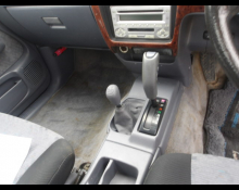 Toyota Hilux Sports Pickup 2003