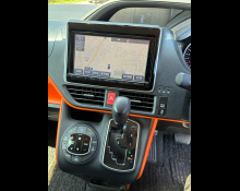 Toyota Voxy 2015