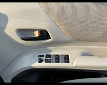 Toyota Sienta 2017