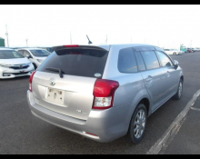 Toyota Corolla Fielder 2012