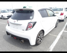 Toyota Vitz 2012