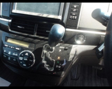 Toyota Estima 2013
